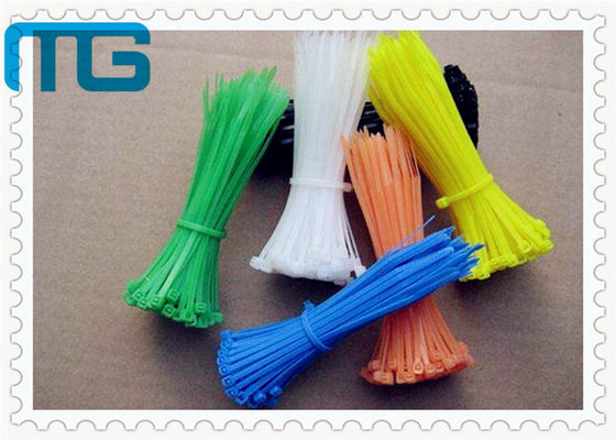 China De geïsoleerde Nylon Kabel bindt Omslagen 60mm - 1200mm Opnieuw te gebruiken Kabelbanden voor de Industrie leverancier