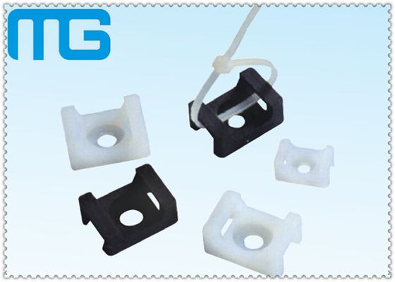 de witte /balck-Zadeltype band zet met materiaal van PA66, Ce-goedkeuring, de Kabeltoebehoren van 1000PCS /BAG op leverancier